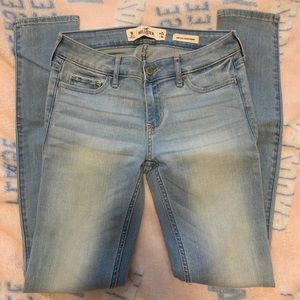 Hollister Light Wash Denim Jeans